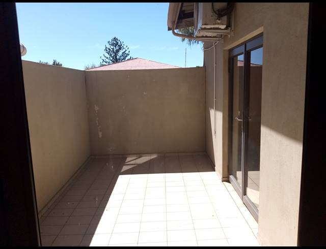 284M² BUSINESS FOR SALE IN BO-DORP